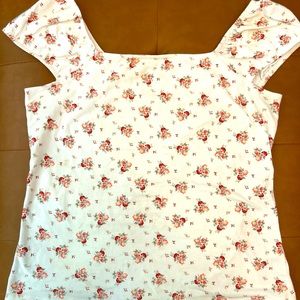 Cute Boho top! Soft material, cap sleeves!